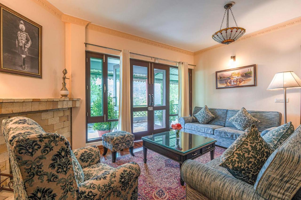 Stayvista At Cecil Cottages With Barbeque, Hill View Касаулі Екстер'єр фото