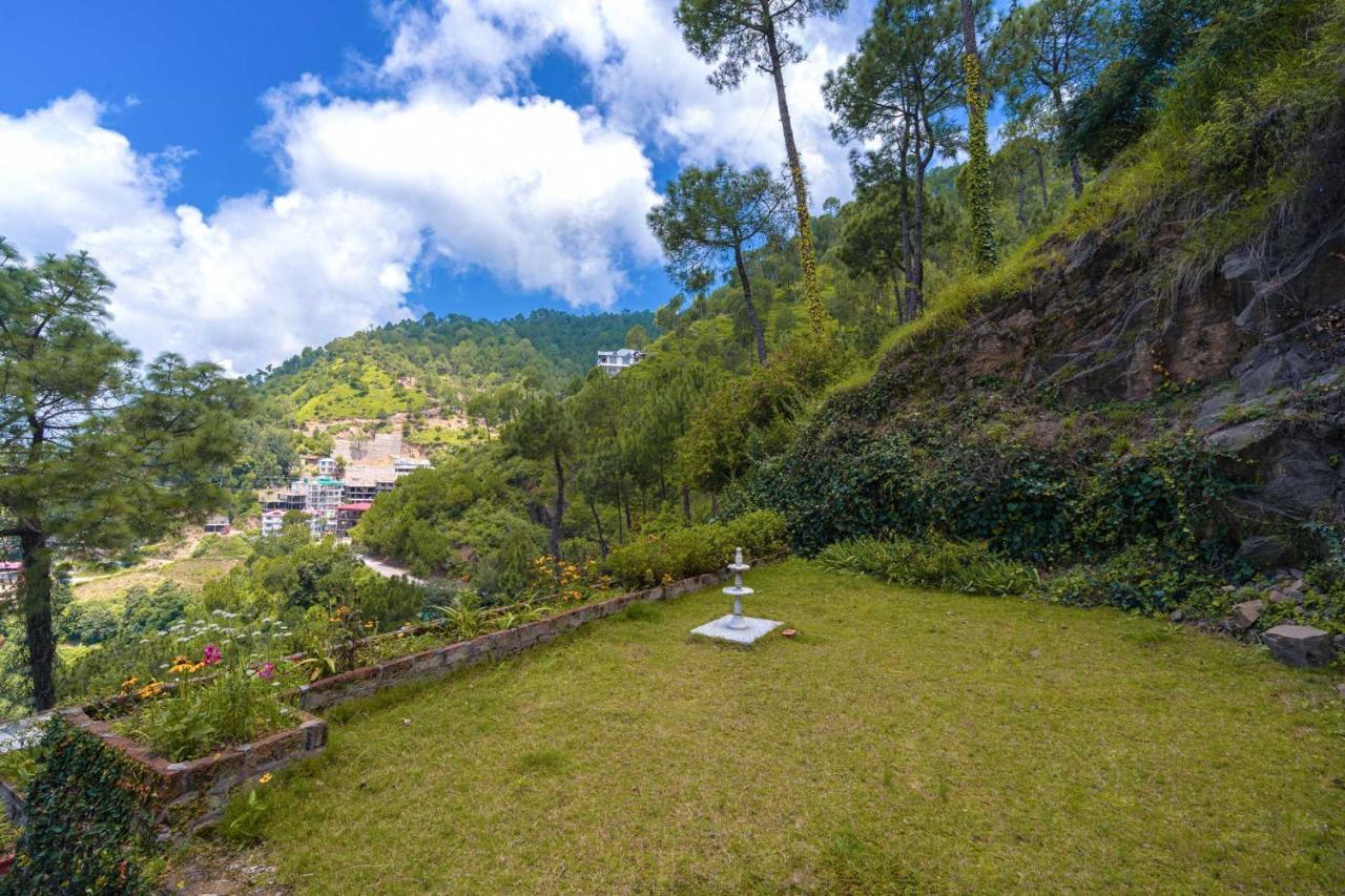Stayvista At Cecil Cottages With Barbeque, Hill View Касаулі Екстер'єр фото