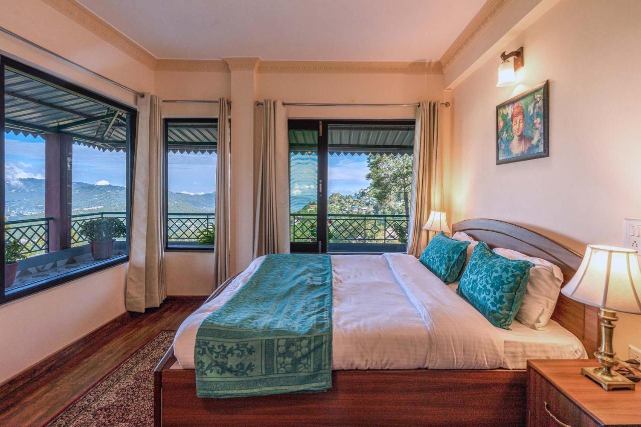 Stayvista At Cecil Cottages With Barbeque, Hill View Касаулі Екстер'єр фото