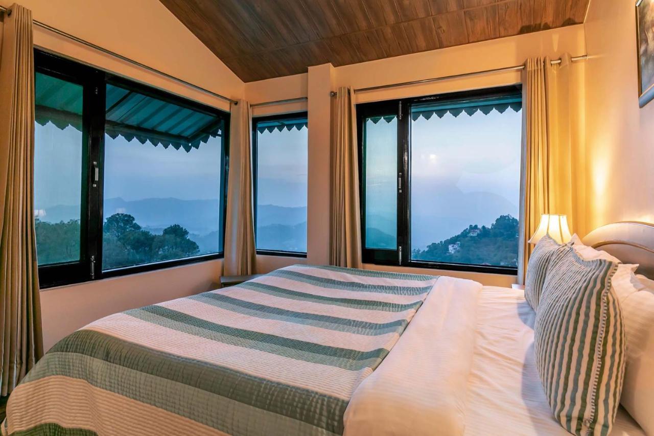 Stayvista At Cecil Cottages With Barbeque, Hill View Касаулі Екстер'єр фото