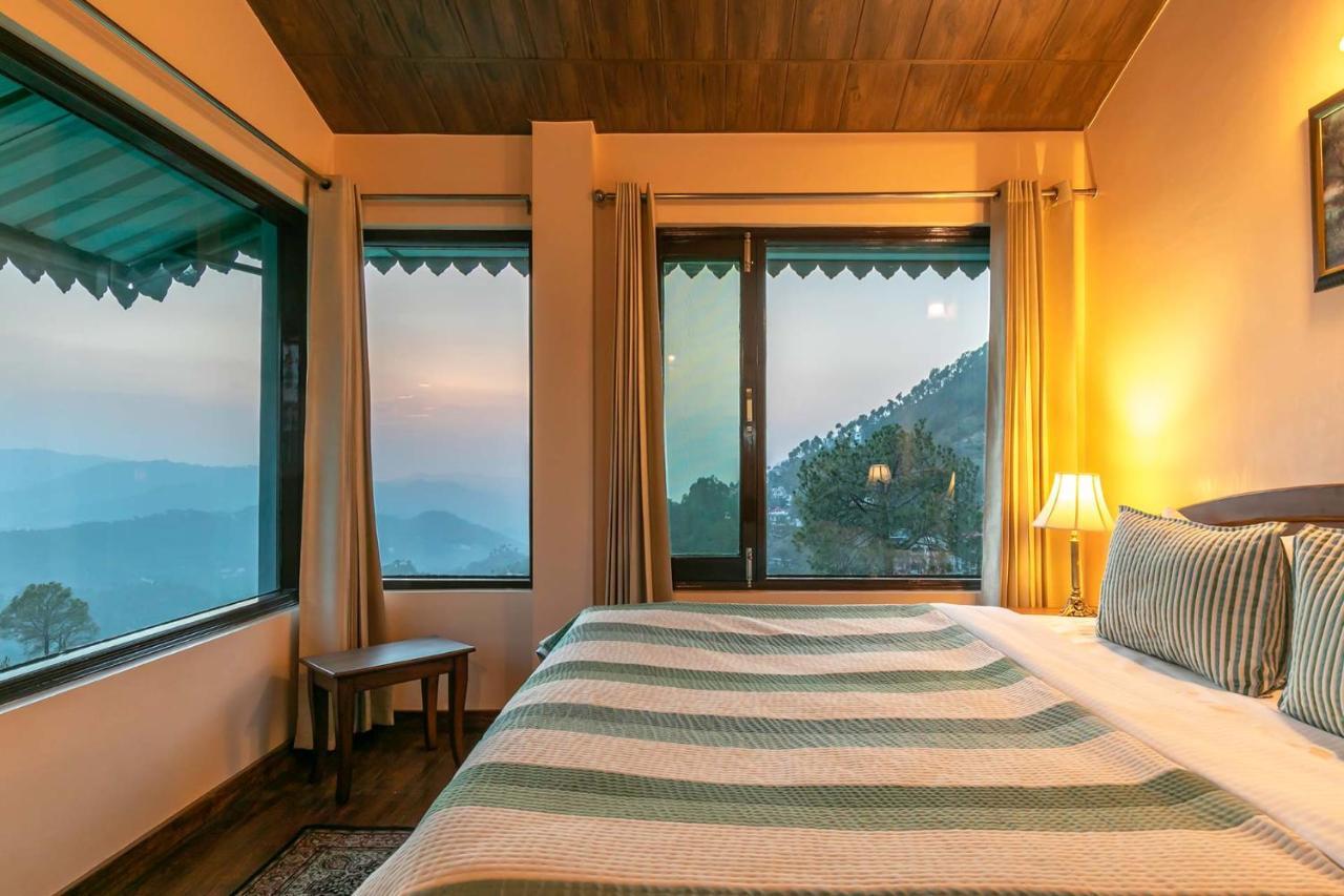 Stayvista At Cecil Cottages With Barbeque, Hill View Касаулі Екстер'єр фото
