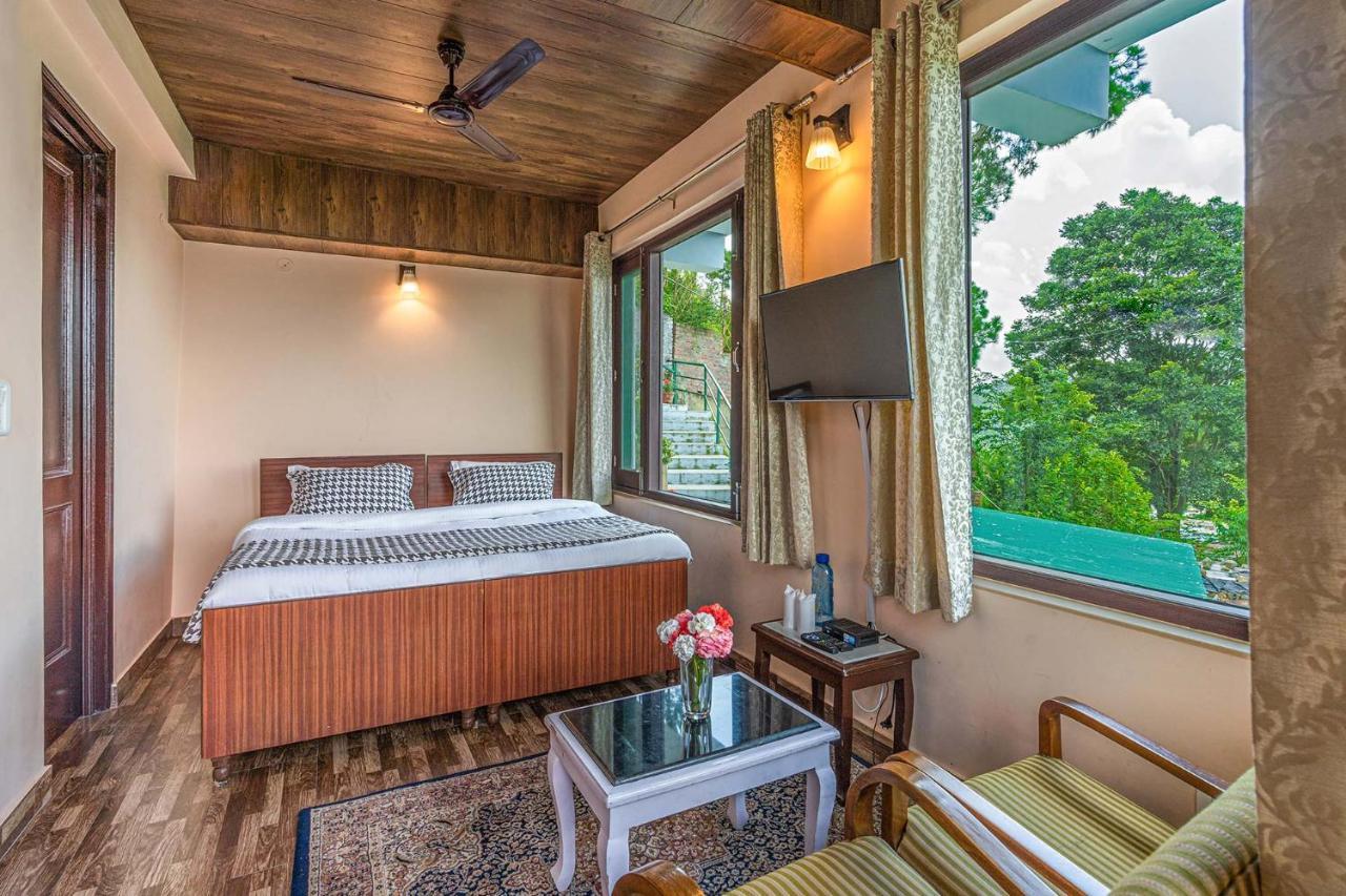 Stayvista At Cecil Cottages With Barbeque, Hill View Касаулі Екстер'єр фото